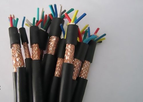 煤礦用聚乙烯絕緣鍍鋅鋼絲織造鎧裝聚氯乙烯護(hù)套通訊電纜